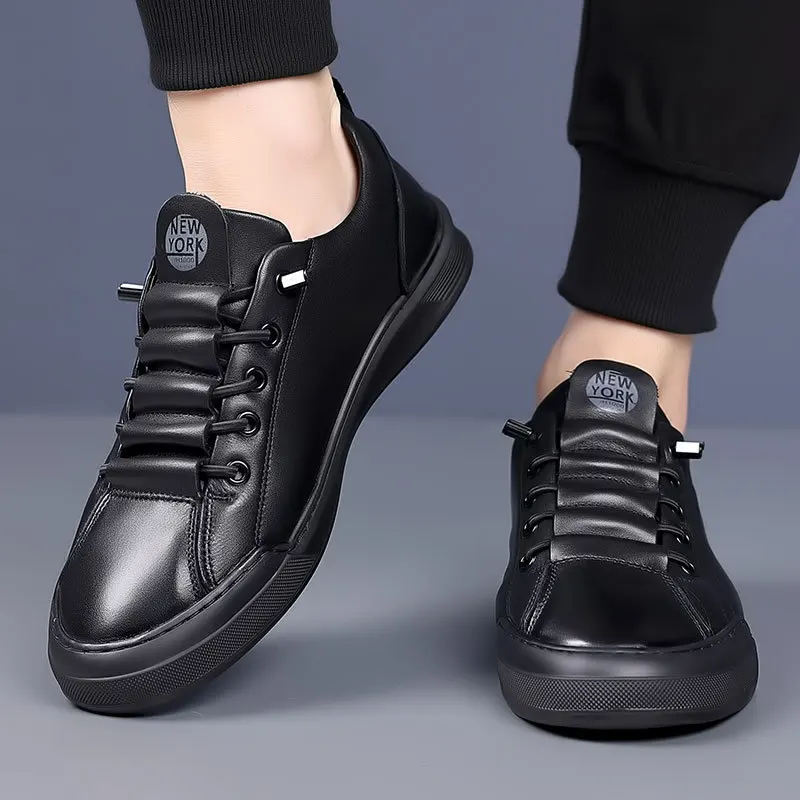 Men's Fashionable Breathable Casual Shoes Spring New Soft Leather Genuine Leather All-match Trendy Shoes Black Men's Sneakers