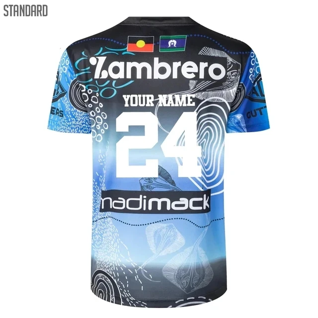 thumbnail image 1 of 2024 Cronulla Sharks Camiseta de rugby de entrenamiento indígena / pantalones cortos - Hombre Talla: S-5XL (Nombre impreso y número) Calidad superior, 1 of 5