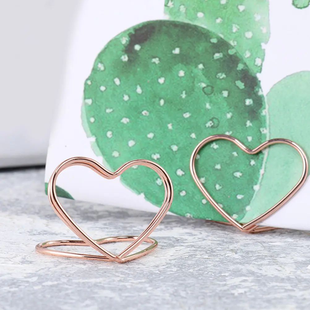 32Pcs 튼튼한 금속 메모 클립 하트 디자인 테이블 카드 홀더 이름 명판 카드 사진 센터피스 디스플레이 사무실용