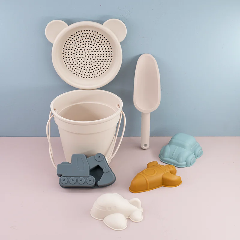 

Beach Toys Children Summer Toys with Cute Animal Model Ins Seaside Rubber Sand Mold Tools Sets Baby Bath Toy Kids Swim Toy 2022