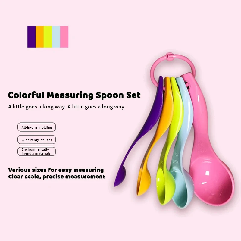 Infant Baby Squeezing Feeding Spoon Baby Silicone Baby Feeding Vegetable Fruit Bottle Baby Dish Scale spoon & hand towel set 6