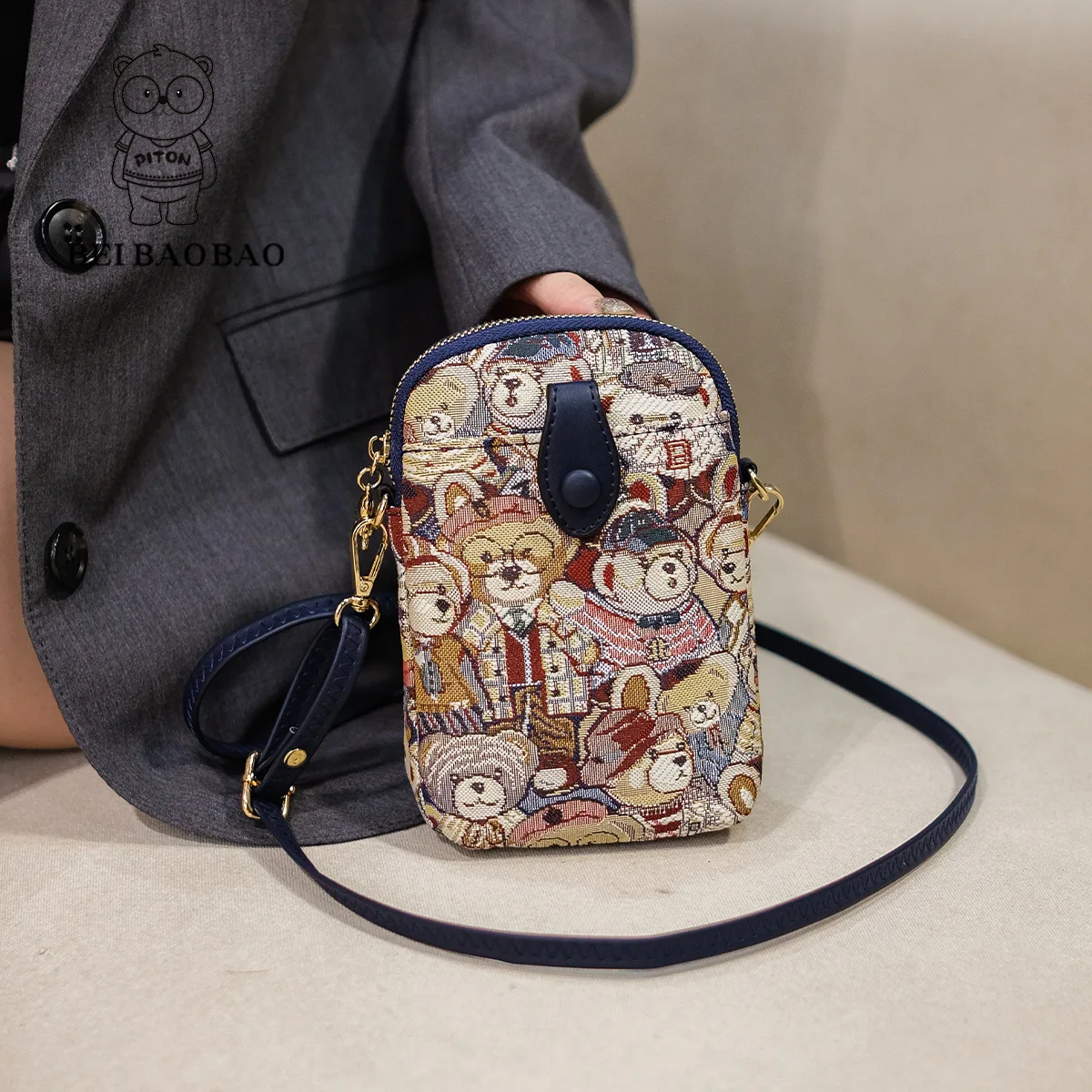 

Beibao популярная Маленькая женская сумка 2023 Новая модная сумка для мобильного телефона легкая Повседневная сумка через плечо симпатичный кошелек Zero сумка с маленьким медведем