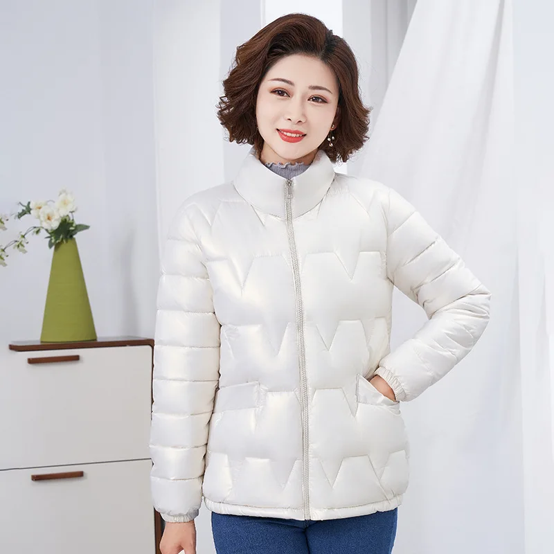 

Women Duck Down Coats Women Ultra Light Duck Down Jackets Autumn Winter Warm Stand Collar Female Out Portable Windbreaker M559