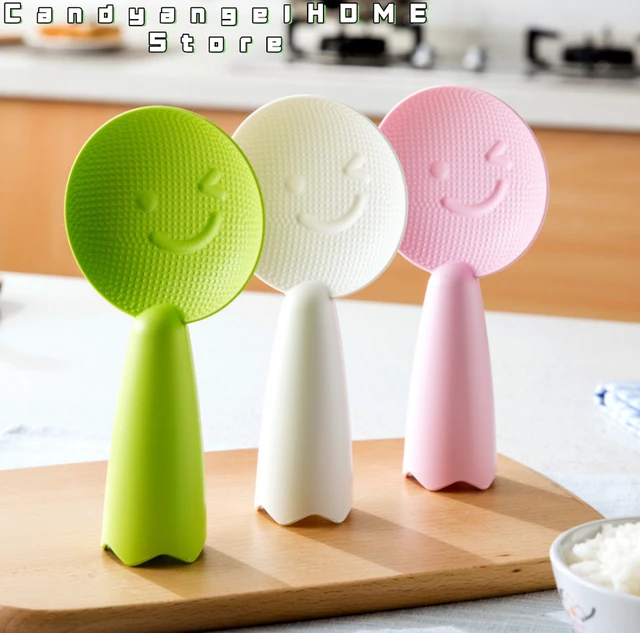 Non-Stick Plastic Rice Spoon: A Cute and Efficient Kitchen Utensil