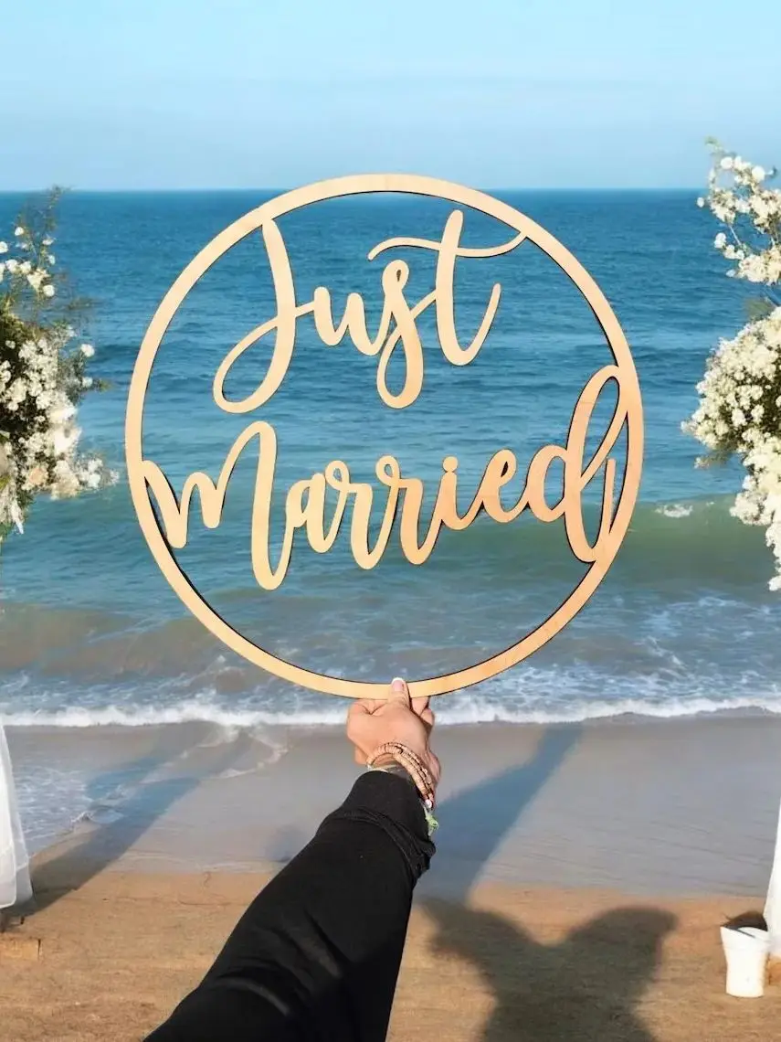 Bella Giovane Coppia Di Sposi Appena Sposata Andare In Bicicletta Isolata,  Sposato, Appena, Nozze Immagine PNG e clipart per il download gratuito, image size:855x1140