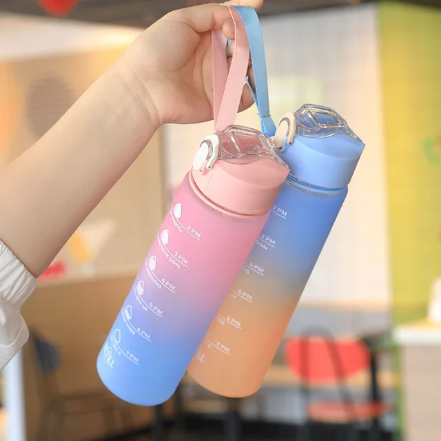 700ml High Temperature Resistant Plastic Sports Cup Rainbow Frosted Progressive Color Water Bottle with Graduated Straw YDSH01 4