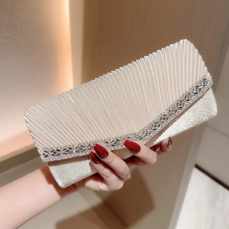 Women Evening Clutch Bags Elegant Luxury Female Silver/Black/White Clutch Wedding Purse Party Handbag Ladies Chain Shoulder Bags - 4