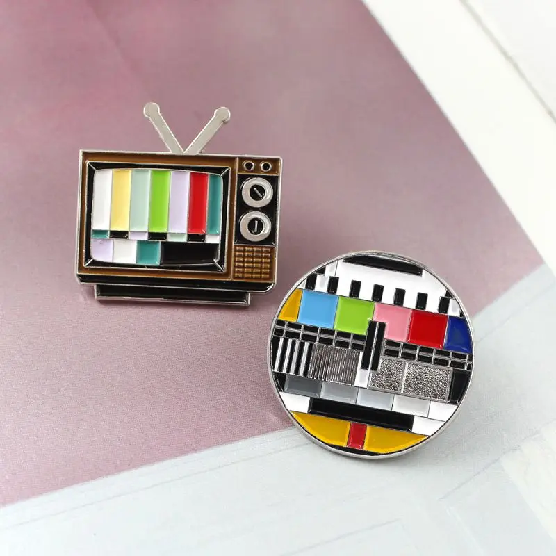 클래식 오래된 TV 브로치, 신호 없음, 레인보우 TV 화면 모양 에나멜 핀, 친구 선물 클래식 오래된 TV 브로치, 신호 없음, 레인보우 TV 화면 모양 에나멜 핀, 친구 선물