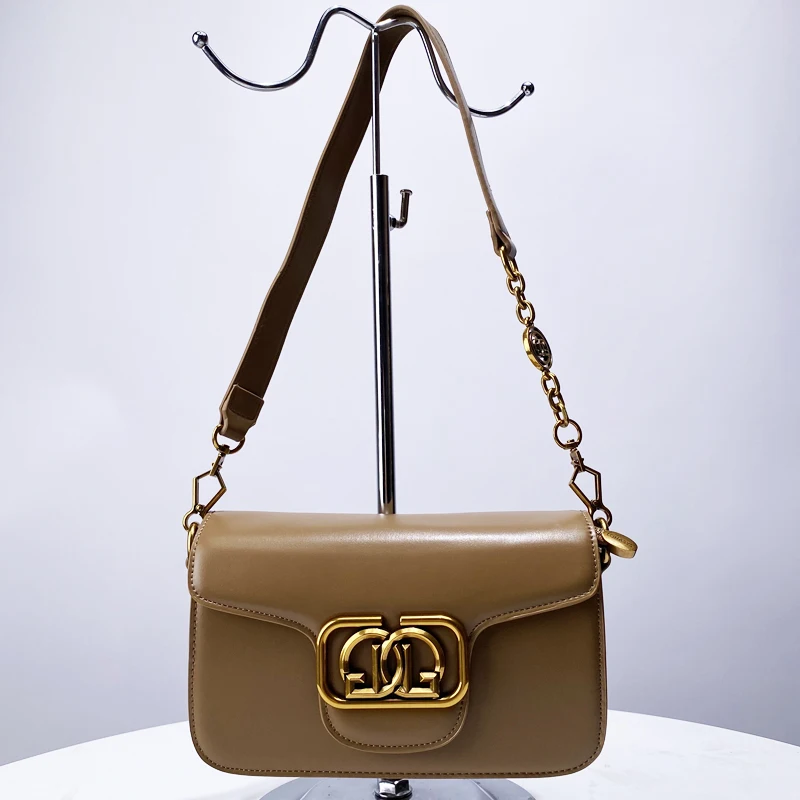 Vintage Gold Designer Handbags Sell Vintage Handbags Pre Owned