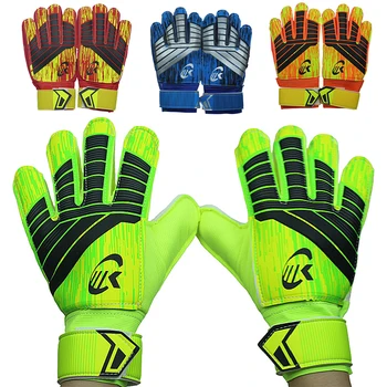 Anti-Slip Finger Protection Goalie Gloves 1