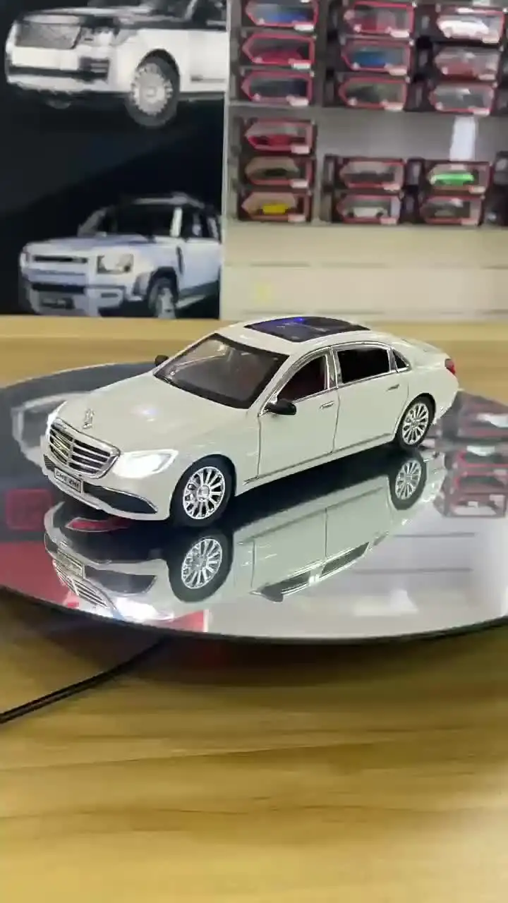 1:24 メルセデスベンツ E300l E クラス合金モデルカーダイキャスト