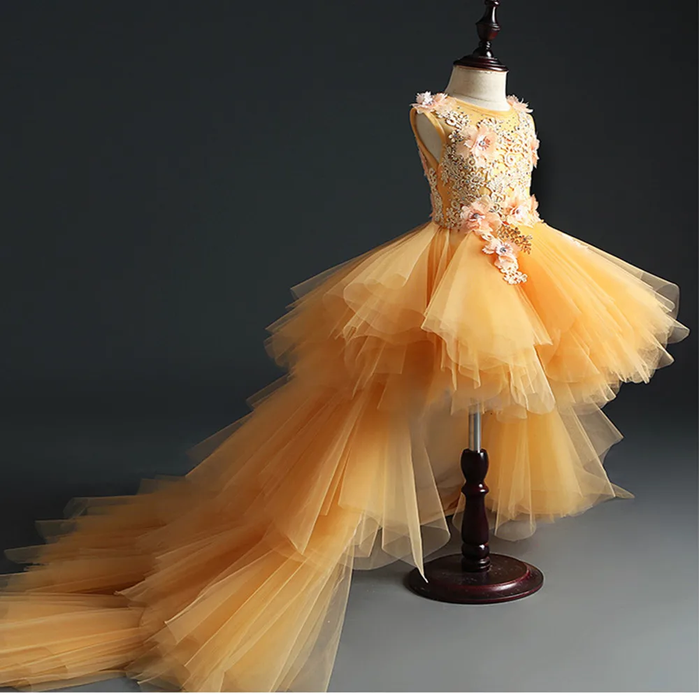 

Flower Girls Dresses Sleeveless Lace Applique Tulle Fluffy Floor Length Girls First Holy Communion Princess Dresses