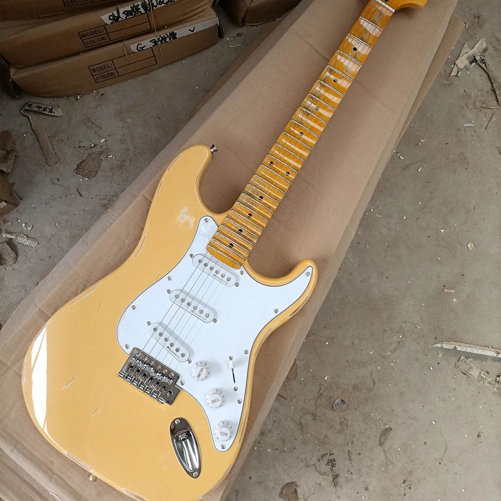 Relic 6 Strings Yellow Basswood Electric Guitar with SSS Pickups