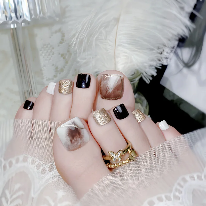 Short Square Black Fake Toenails Gold Glossy Sequins Press on