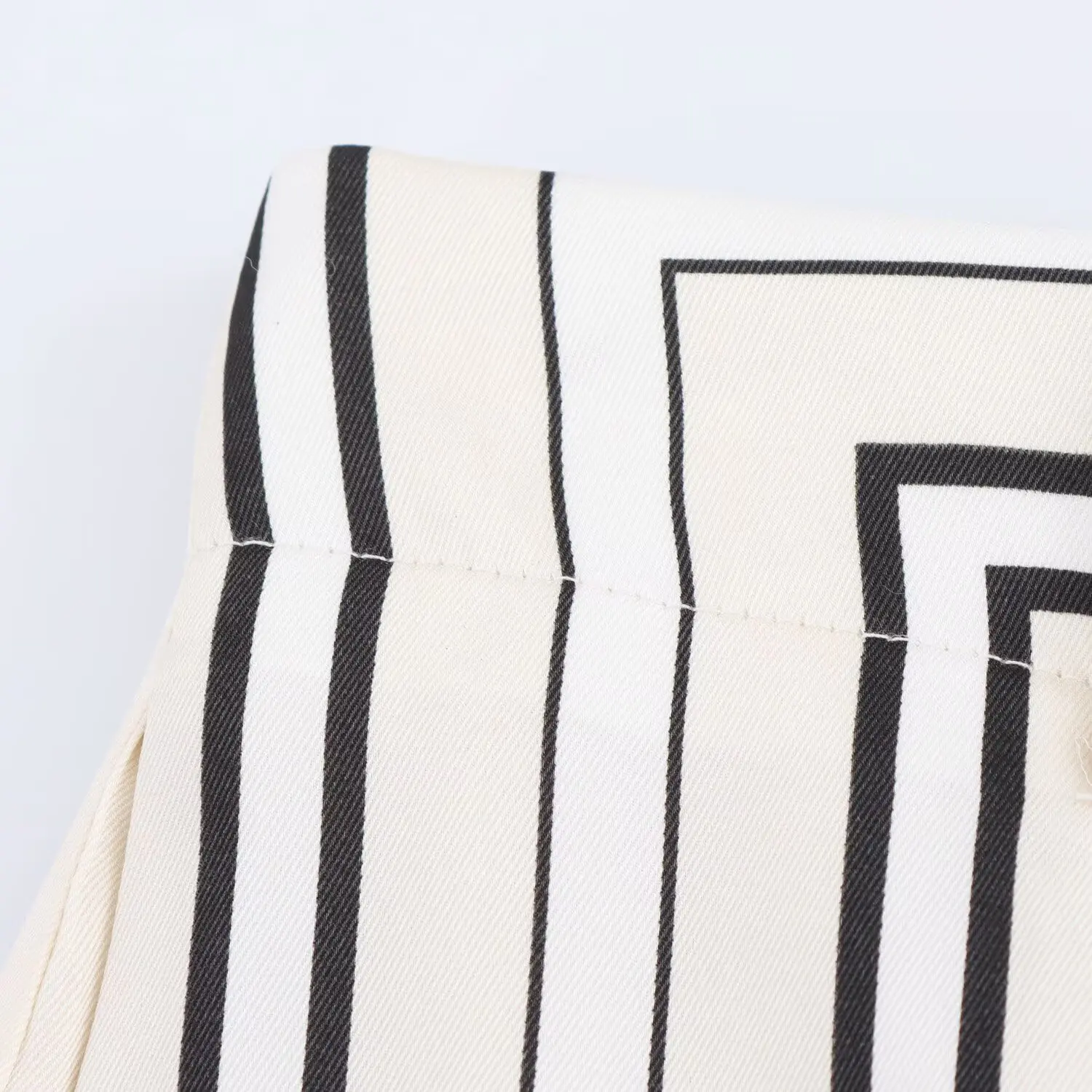 Image of TRAFZA 2025 Women Trouser Suit Turn-down Collar Long Sleeve Single-breasted Slim Print Shirt+High Waist Zipper Loose Long Pants