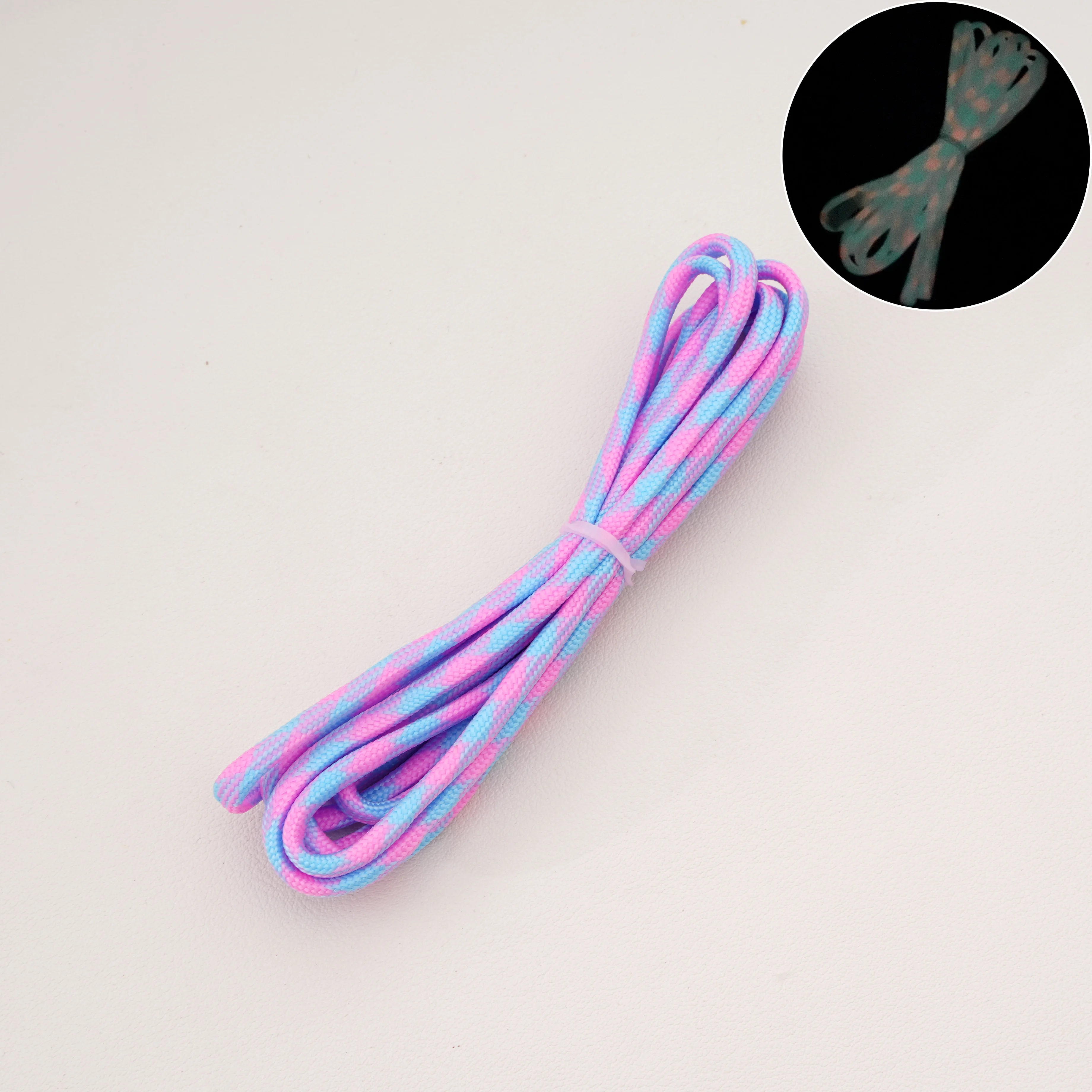 Cord Luminoso Paracord 4Mmx20M, Multifunzionale Paracord 550 9 Fili, Bianco Filo Fluorescente, Nylon Corda Campeggio, Cordino Per Paracadute Per Campeggio, Sopravvivenza, Fatto A Mano Supporto 250Kg