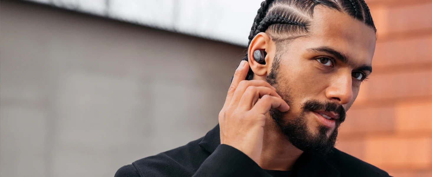 MOMENTUM True Wireless 4