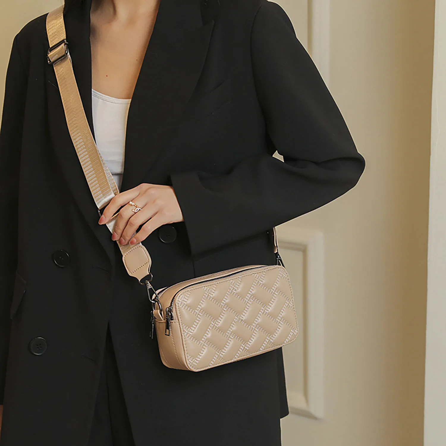 Women's K-G Shoulder Bag Designer Luxury Camera Bags Fashion Ladies Zip Letter Small Square Bag