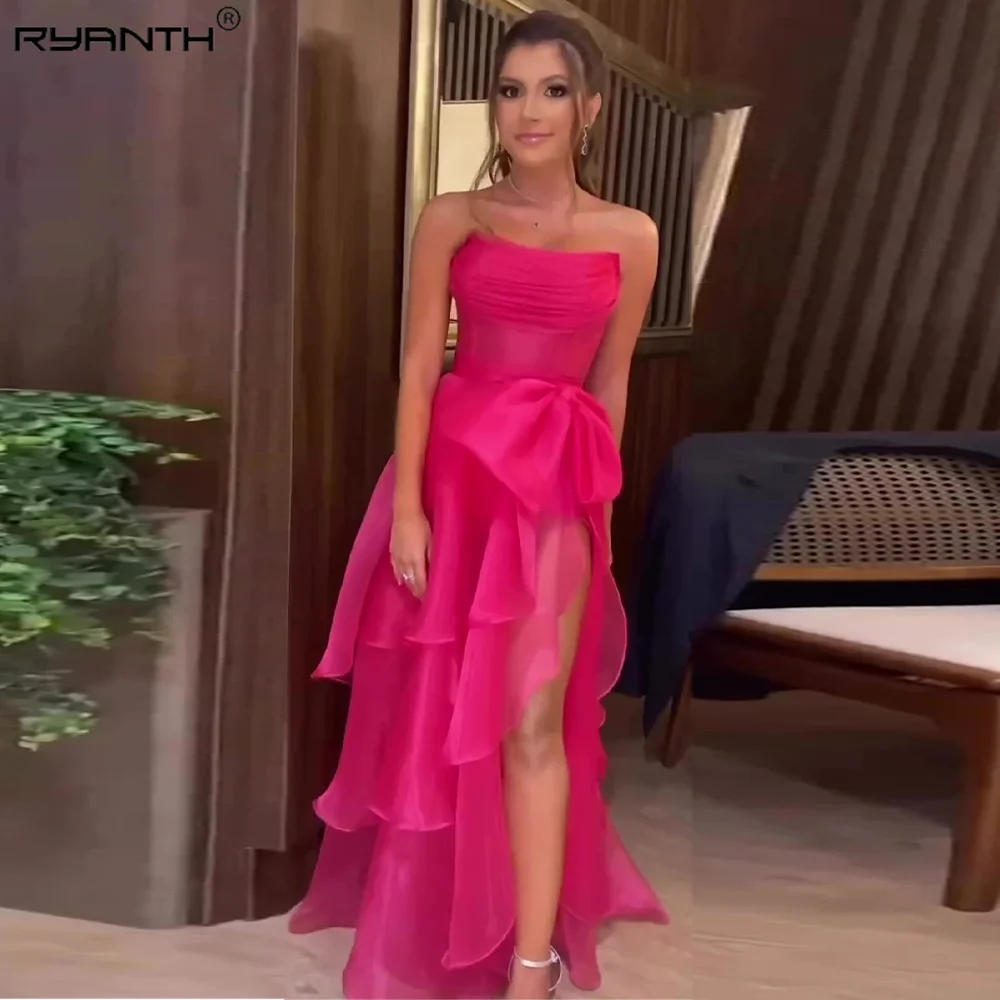 

Ryanth V-Neck Tiered Holiday Dress Prom Dress Elegant Party Dresses for Women Appliques Evening Dress Backless Party Dress