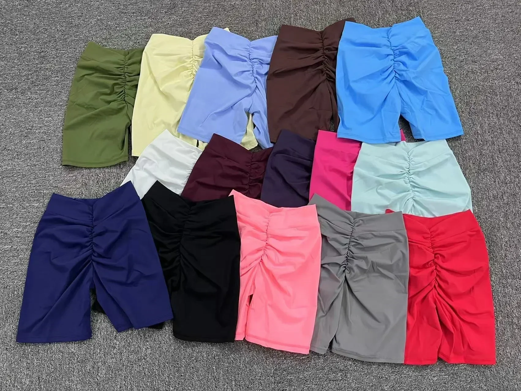 Pantaloncini Donna Fitness Vita Alta - Leggins Corti Con Effetto Butt Lift - Foto 9