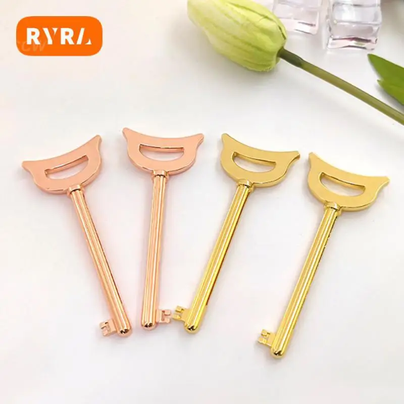 

Удобная выжималка для зубной пасты, простой экструдер, инструменты для ванной комнаты, крем для рук из цинкового сплава, креативные бытовые товары, многоцветный, маленький