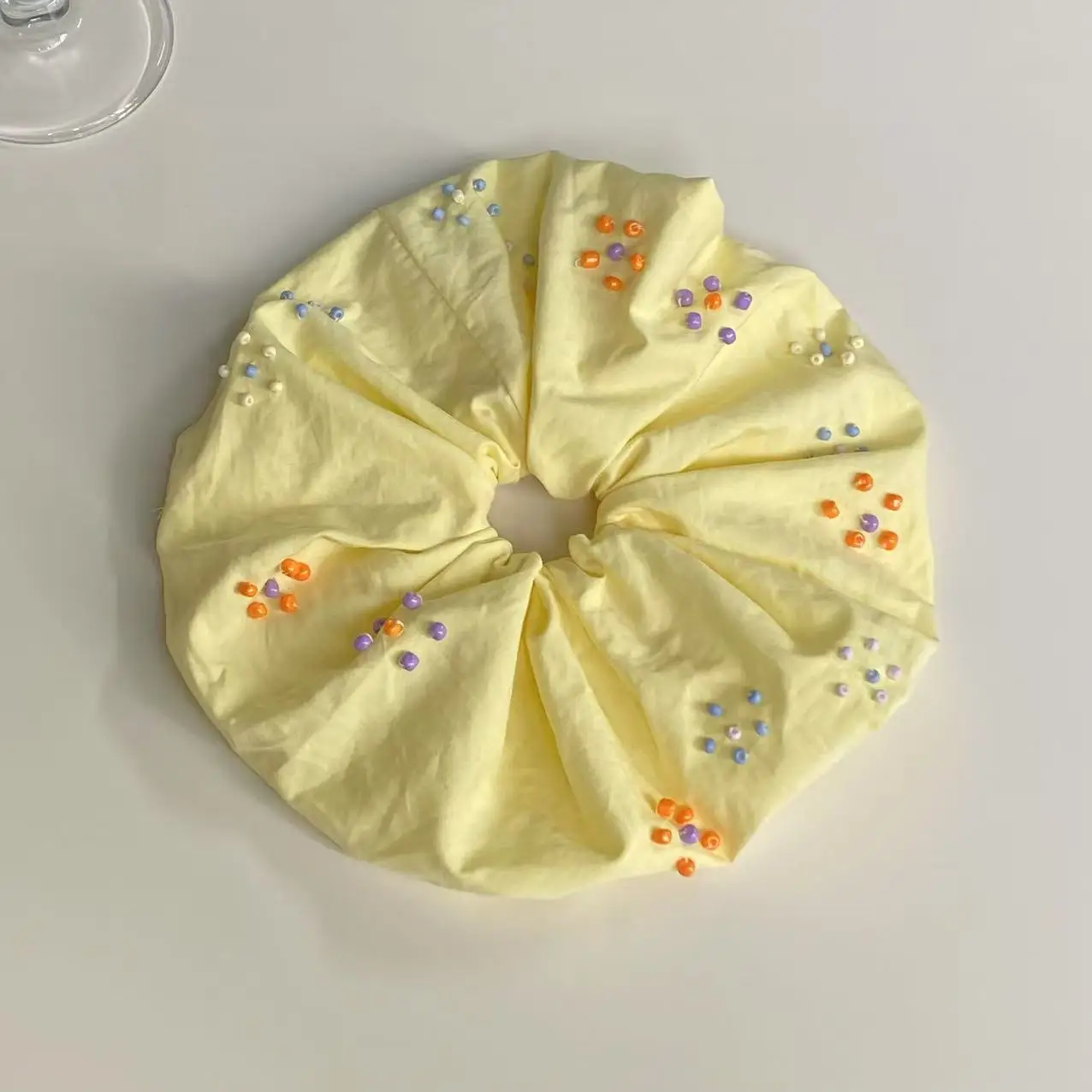 1PC Yellow Beaded Scrunchie, Colorful Pearl - Decorated Hair Tie, Chic Hair Accessory for Women, Perfect for Stylish Updos