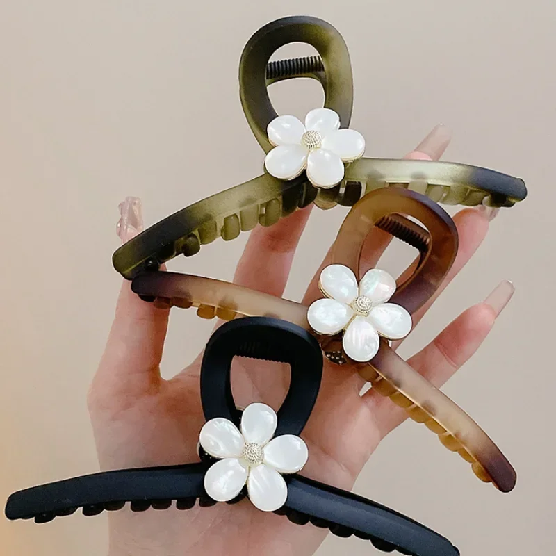 2023 New Large Frosted Opal Flower Hair Claw Summer Charm 13cm Green Hairpin Headwear Shark Clip Hair Accessories for Women