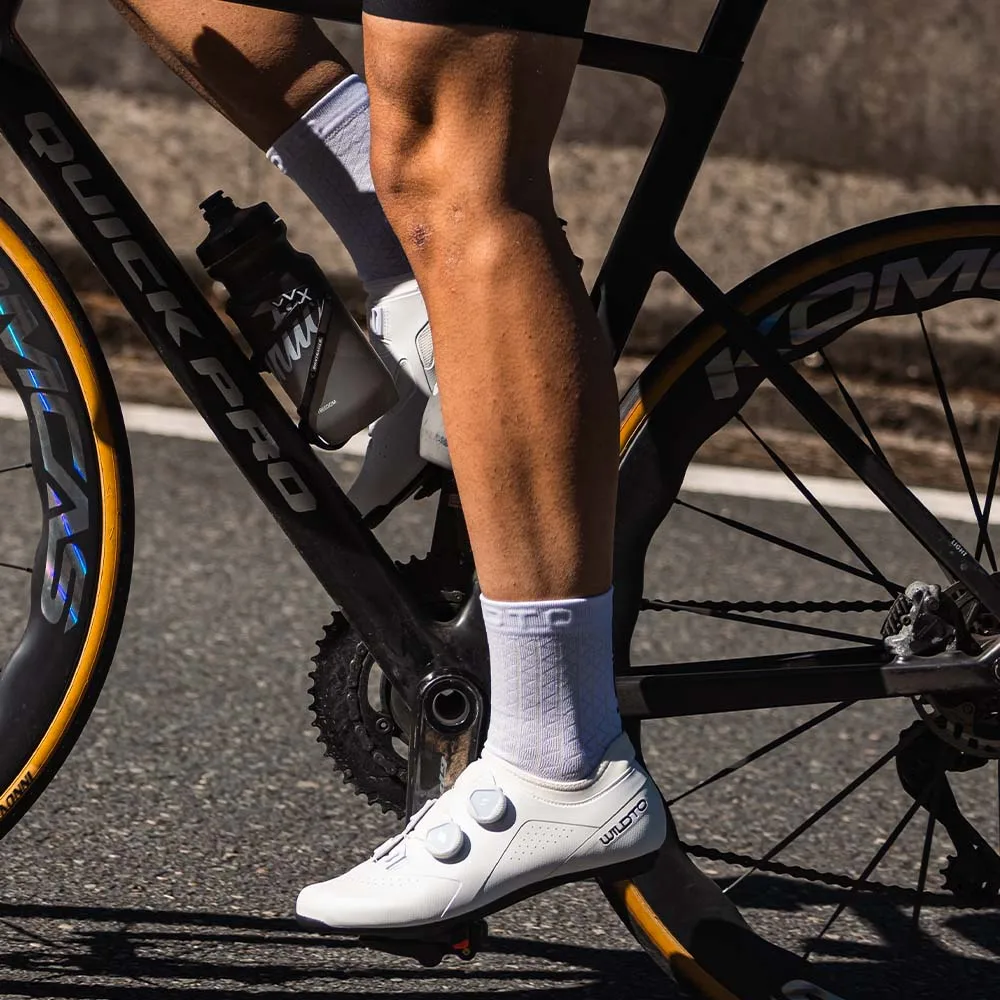 WILDTO Cycling Shoes Mens Road Bike Shoes Flat Speed New Hardness9 Glass Fiber Professional Cycling Sneakers SPD Cleats Footwear 5