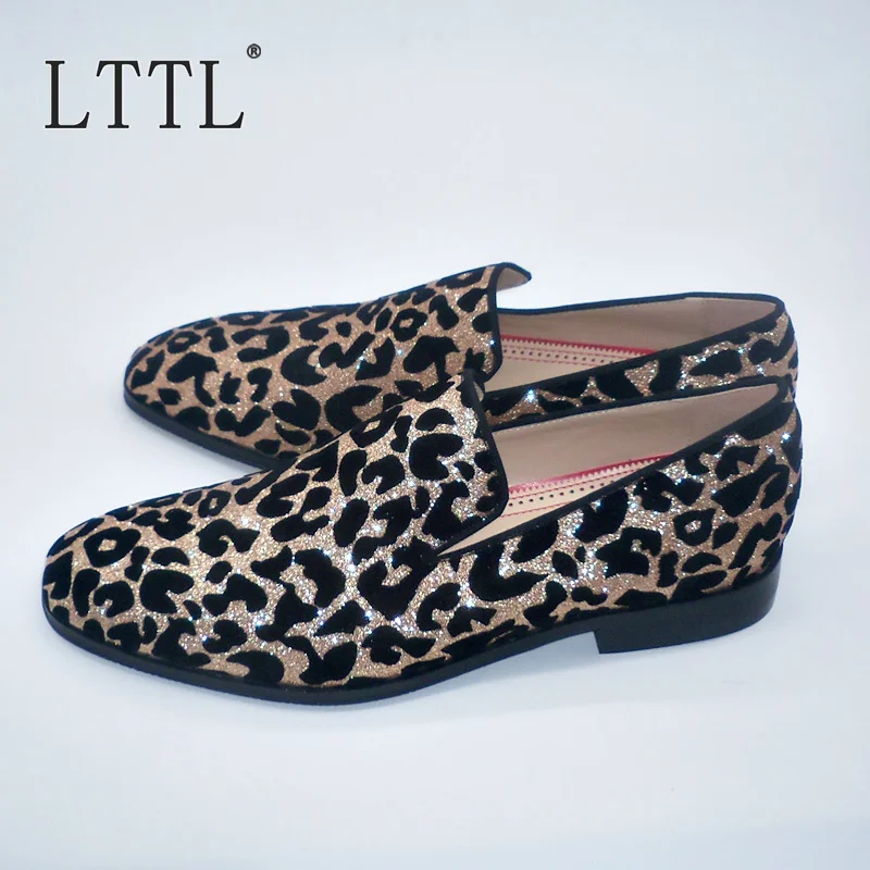 

Classic Fashion Brand Suede Shoes For Men Gold Leopard Glitter Loafers Designer Summer Casual Shoes Male Flats Wedding Shoes