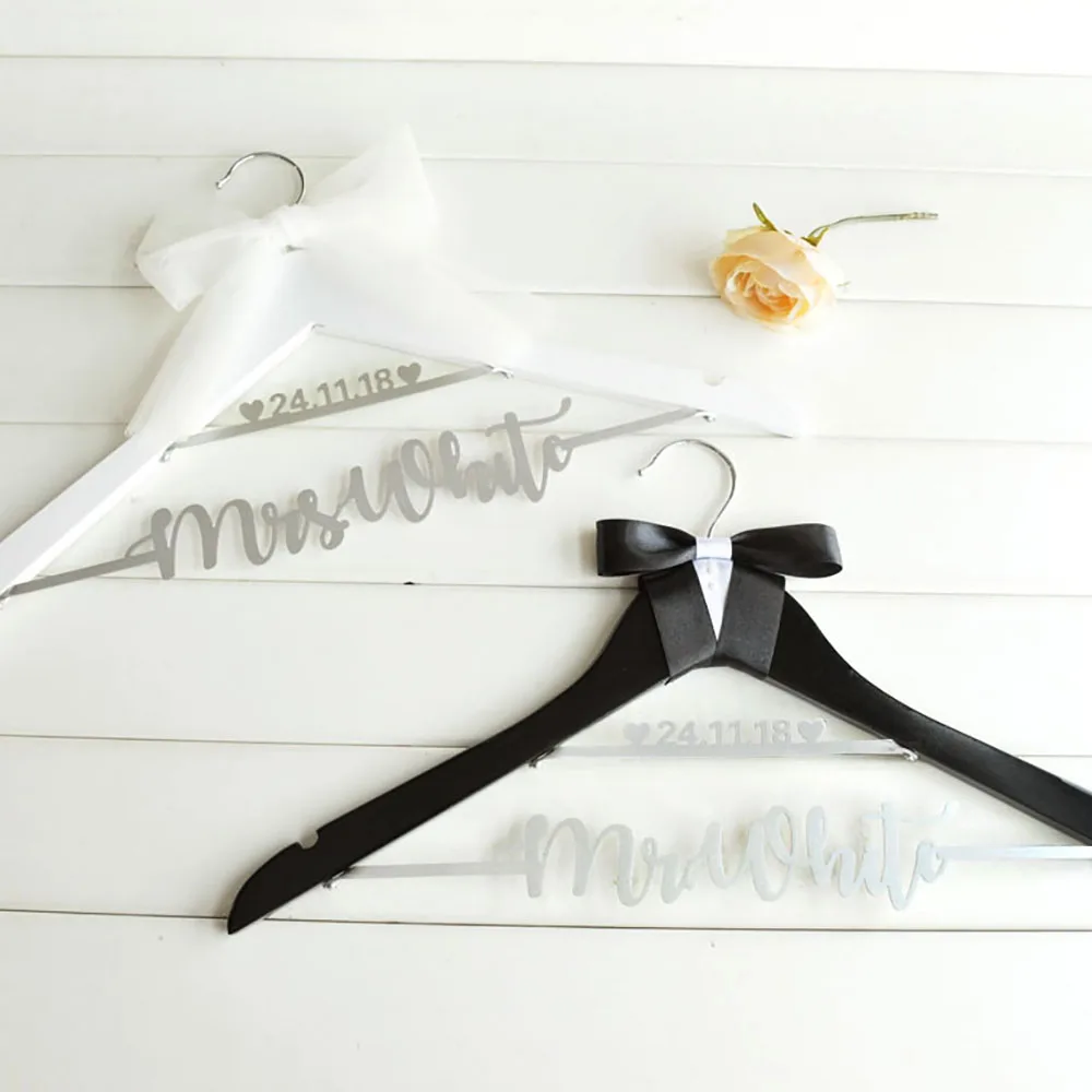 

Personalised Wedding Hanger Wooden Coat Hanger Custom Wedding Hanger Groom Suit Hanger Bridal Hanger Bridesmaid Gift Dress Hange
