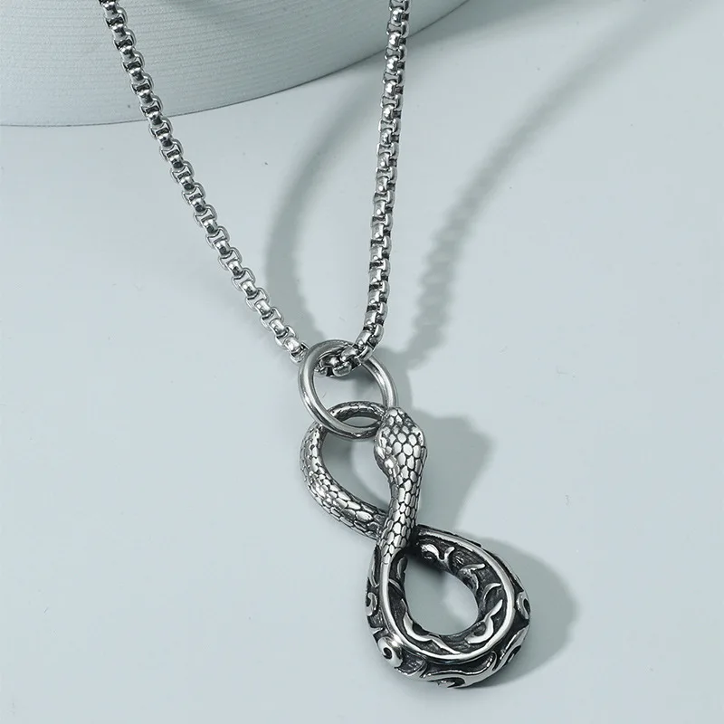 

Vintage Punk Snake Pendant Necklace for Women Men Infinity Symbol Neck Chains Gothic Style Animal Charm Pendant Necklace Jewelry