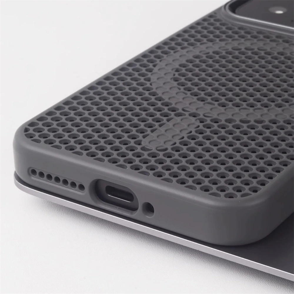 Magnetic Cooling Heat Dissipation Wireless Charging Breathable Back Cover Case