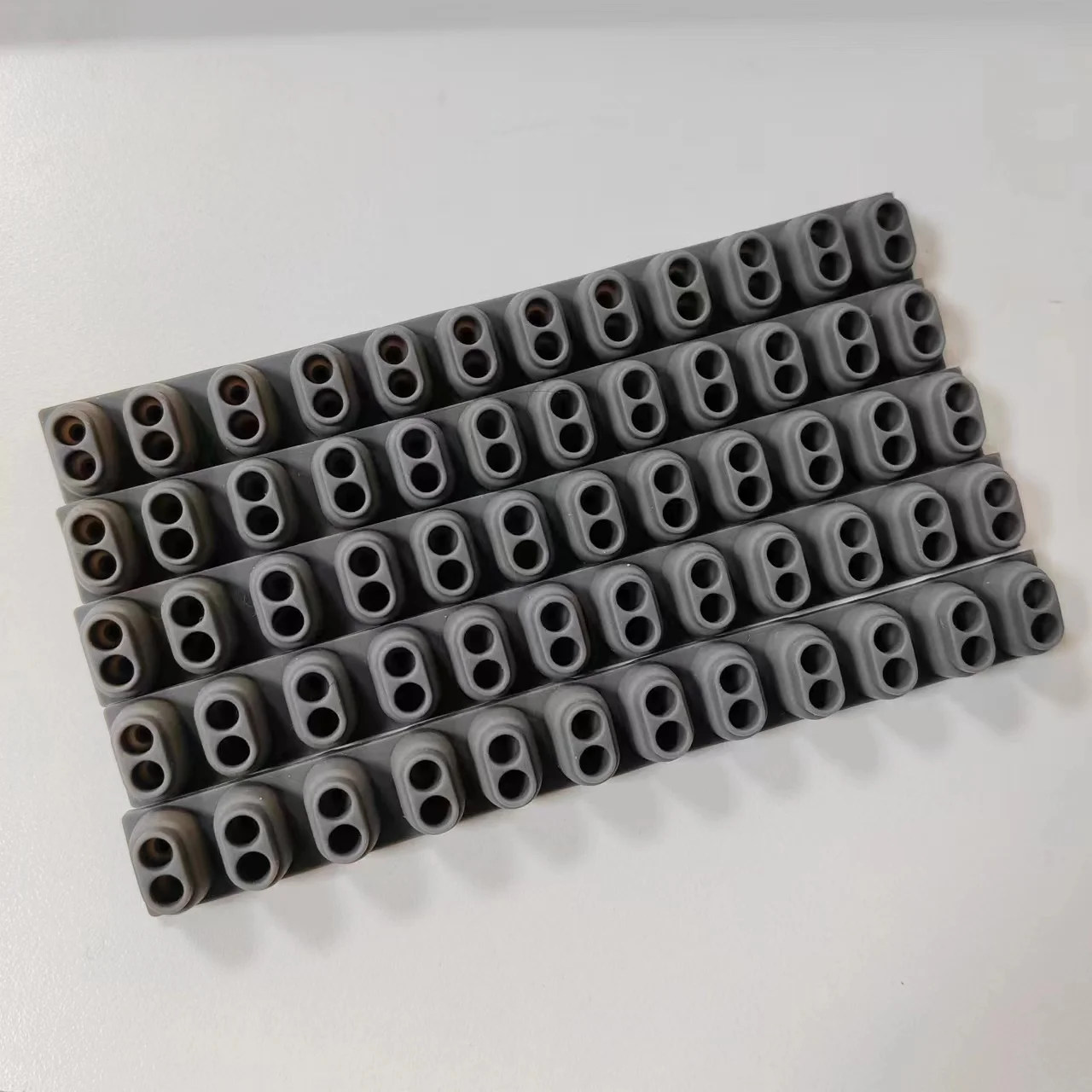 

Conductive Rubber For Yamaha KB-220/280/295/S650/S550/290 Contact Pad Button D-Pad Conductive Rubber Strip