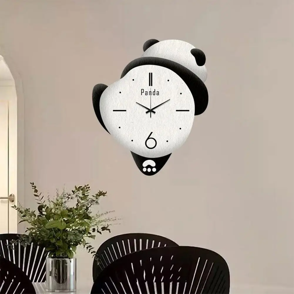 

Cute Panda Clock Family Bedroom Cartoon Clock Decoration Punch Hanging Clock Children's Wall Silent Room No A1H9