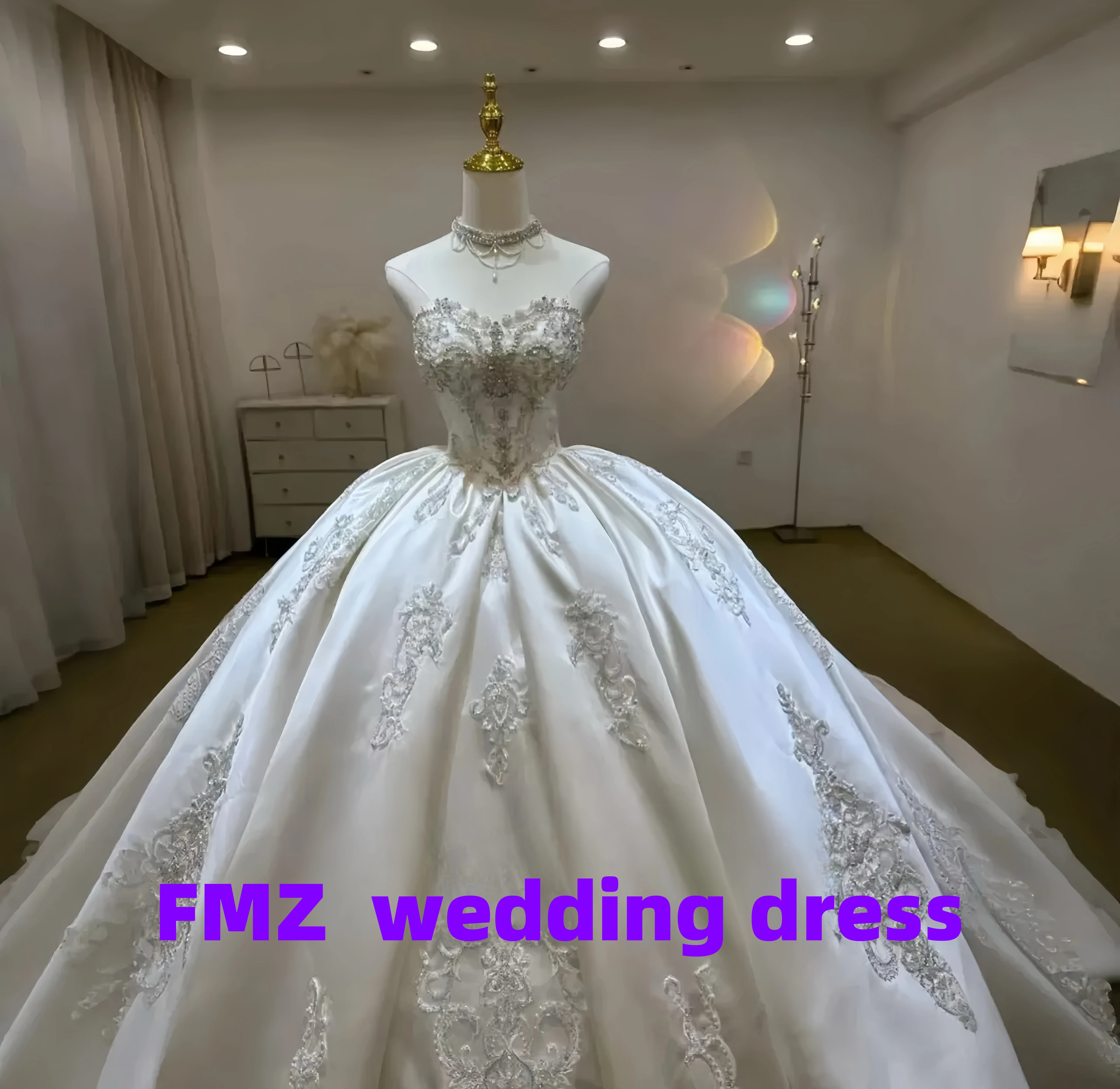 Customized strapless detachable shoulder Ball Gown beaded amanda novias vestidos de novia amanda 's novias wedding dress