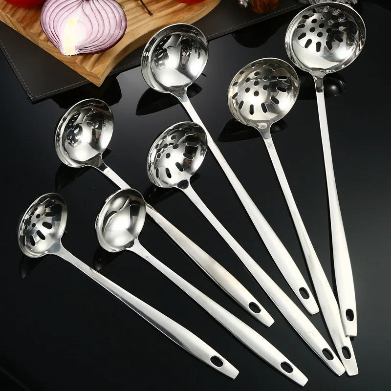 

Stainless Steel Long Handle Spoon Colander Hot Pot Ramen Soup Ladle Korean Noodles Scoop Kitchen Tableware Cooking Utensils