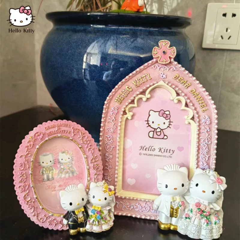 Sanrio Hello Kitty Pumpkin Carriage Resin Photo Frame Cartoon Poster Hanger Anime Decoration Ornamenti Desktop Artigianato Modelgife