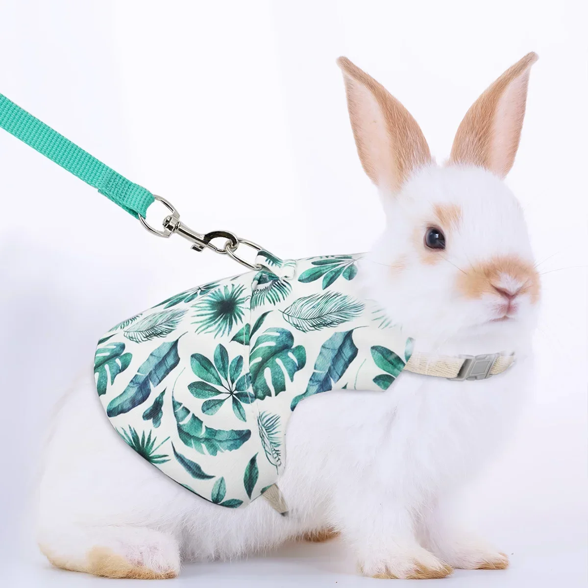 Rabbit Chest & Back Cover Set with Dutch Pig Walking Rope. Small Pet Traction Rope in Rustic Hanging Neck Style