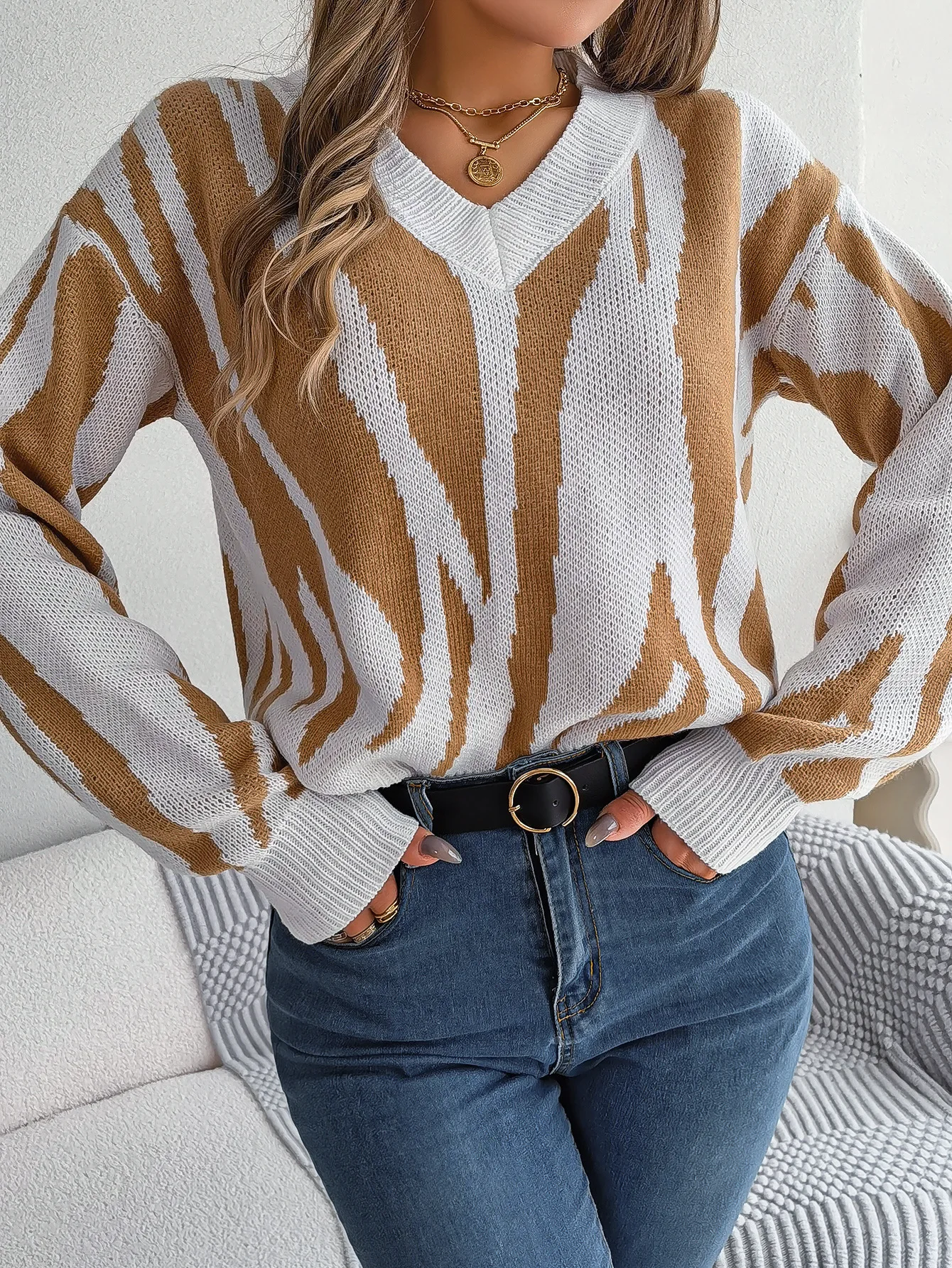 

Sweater for Women Autumn and Winter New Casual V-neck Fashion Color-Collision Stripe Long Sleeve Pullover Blouse