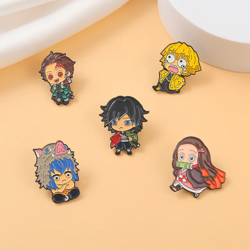 7 Figurines Badges Demon Slayer (Nezuko, Giyuu, Shinobu) - Broches Métal Pour Cosplay, Décoration Sac, Téléphone