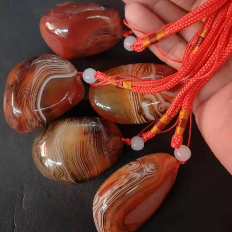 

Wholesale Rough Playing with Hands Sardonyx Agate Small Stone Pendant