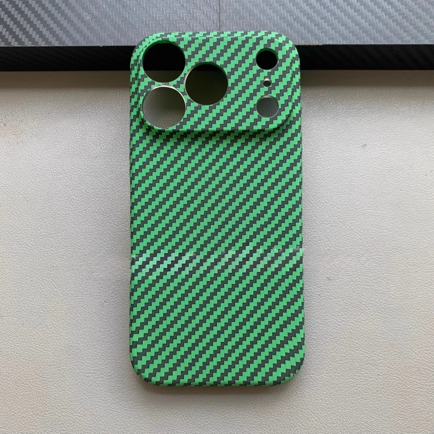 Elegant Carbon Fiber Ultra-Thin Anti-Drop Phone Case with Skin Feel