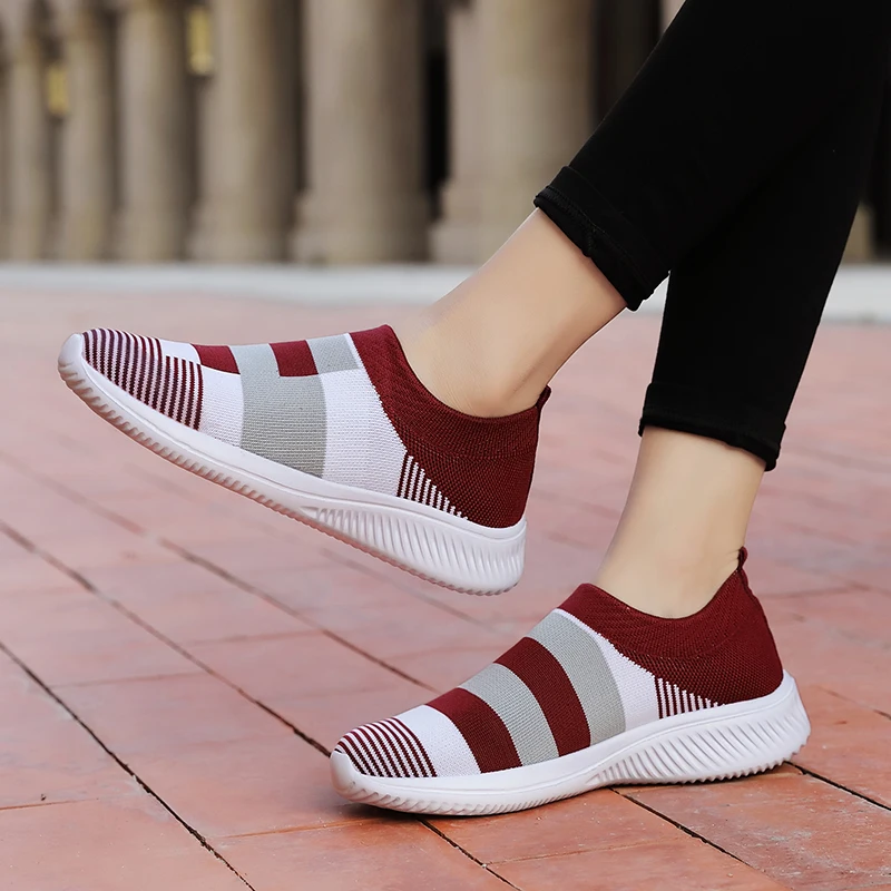 Women's Shoes Women's Lightweight Knitted Sports Shoes Women's New Flat Shoes Mixed Color Lifestyle Casual Shoes Size 35-43