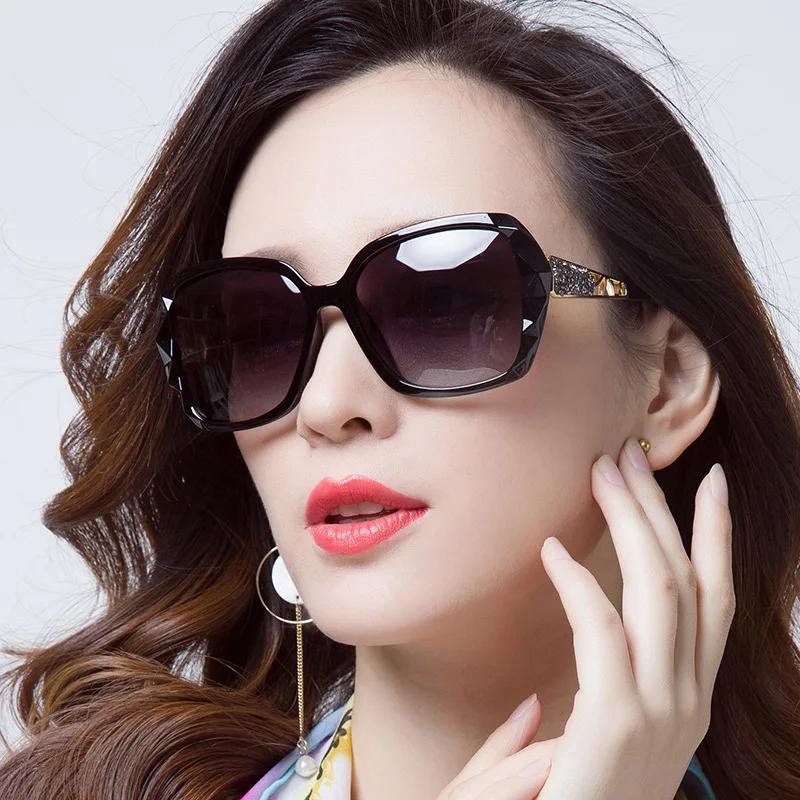 Fashion Designer Square Sunglasses Woman Retro Vintage Gradient Sun Glasses Female Clear Lens Black UV400 Eyewear Oculos_voghion.com