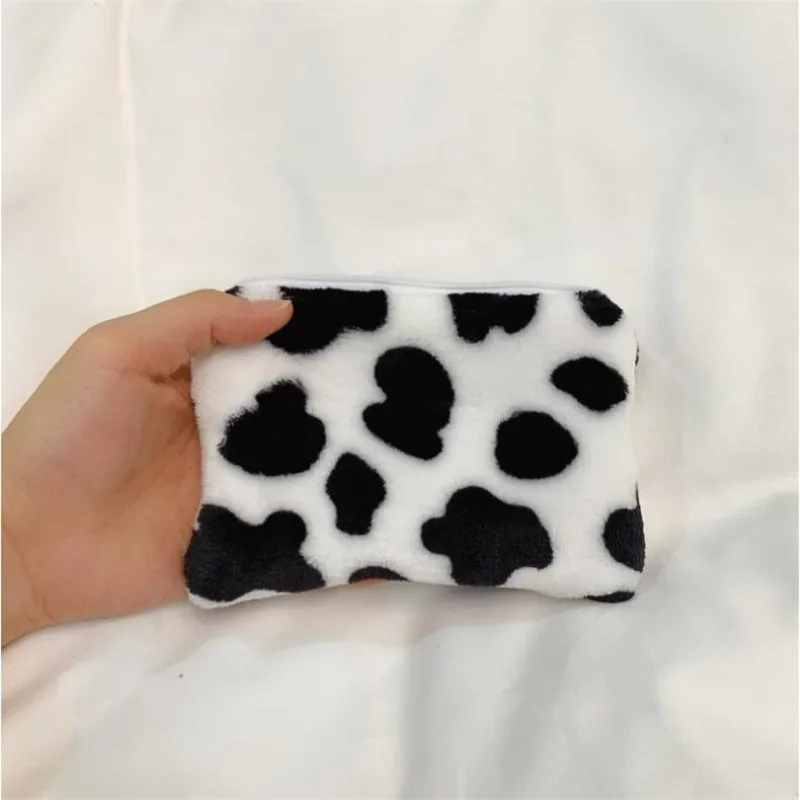 Cow Pattern Plush Coin Purses Mini Coin Wallet Storage Bag Card Holder Credit ID Wallet Pocket Women Girls Female Purse Zip coin purse coin wallet plush coin purse change bag