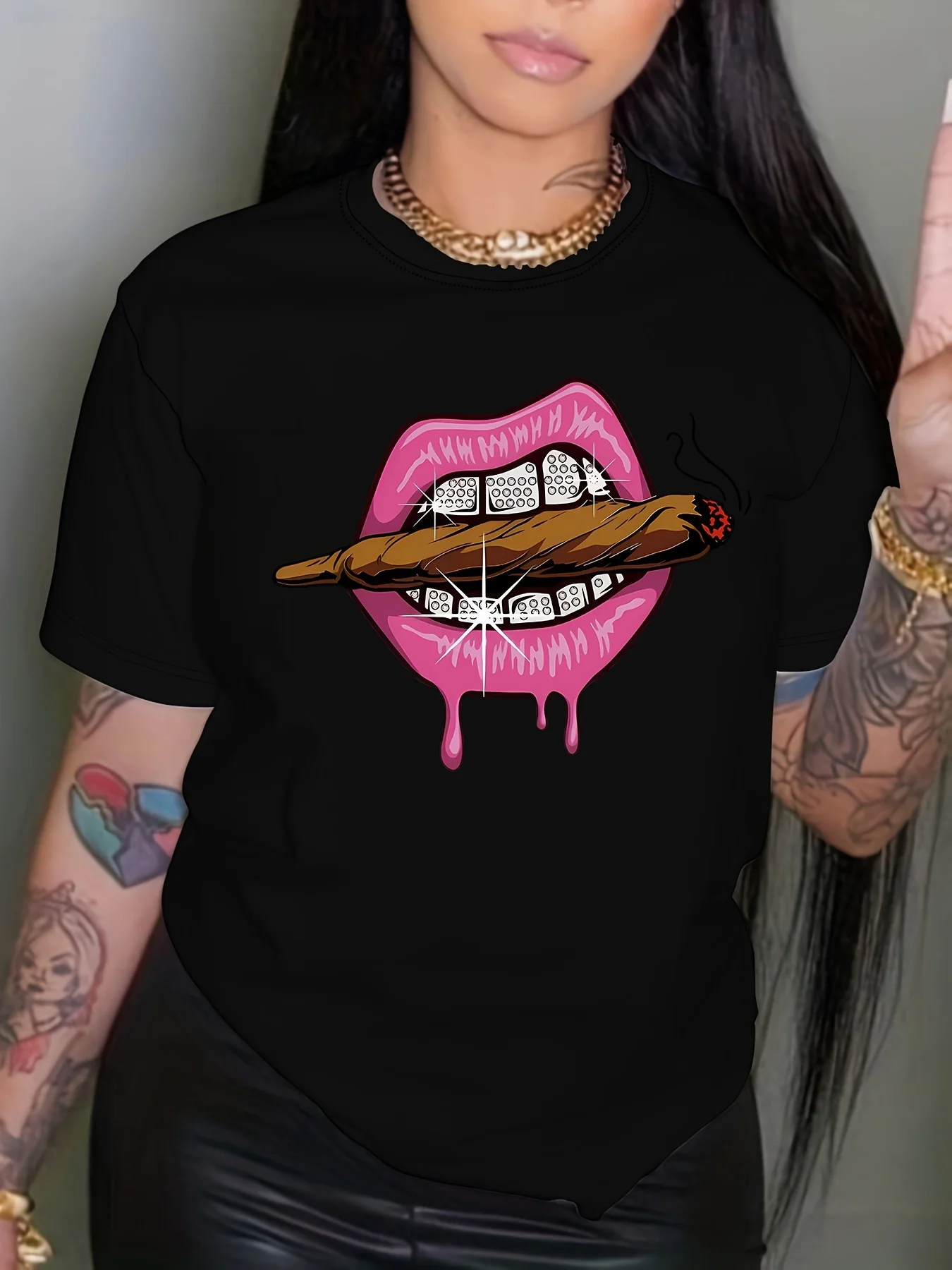 

Lips Print T-shirt, Casual Short Sleeve Crew Neck Top For Spring & Summer, Women's Clothing