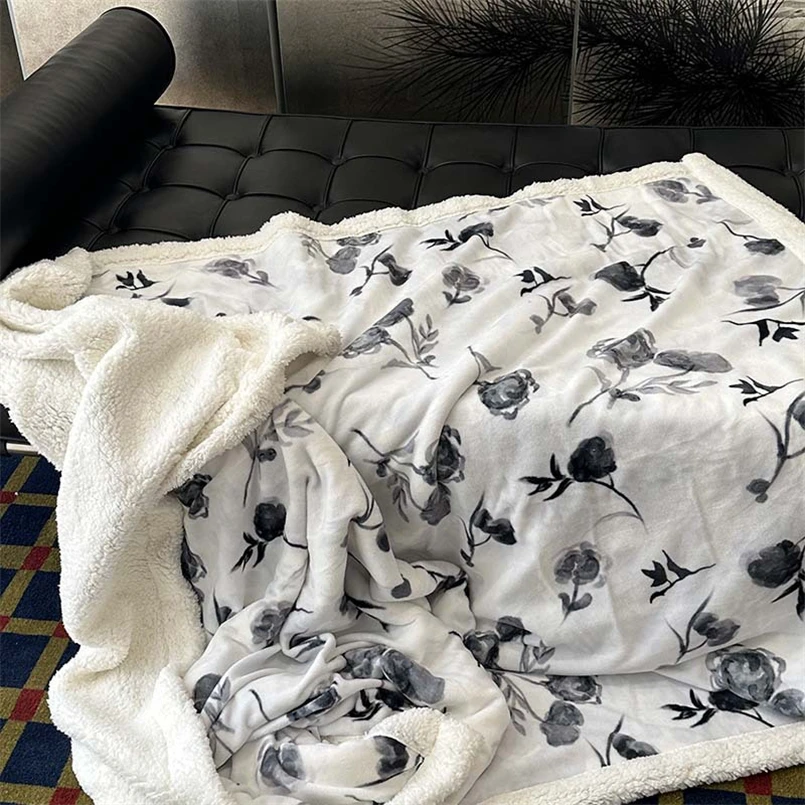 

Ins Style Winter Thickened Milk Coral Fleece Blanket Office Nap Casual Small Quilt Modern Simple Sofa Shawl Cover Blanket