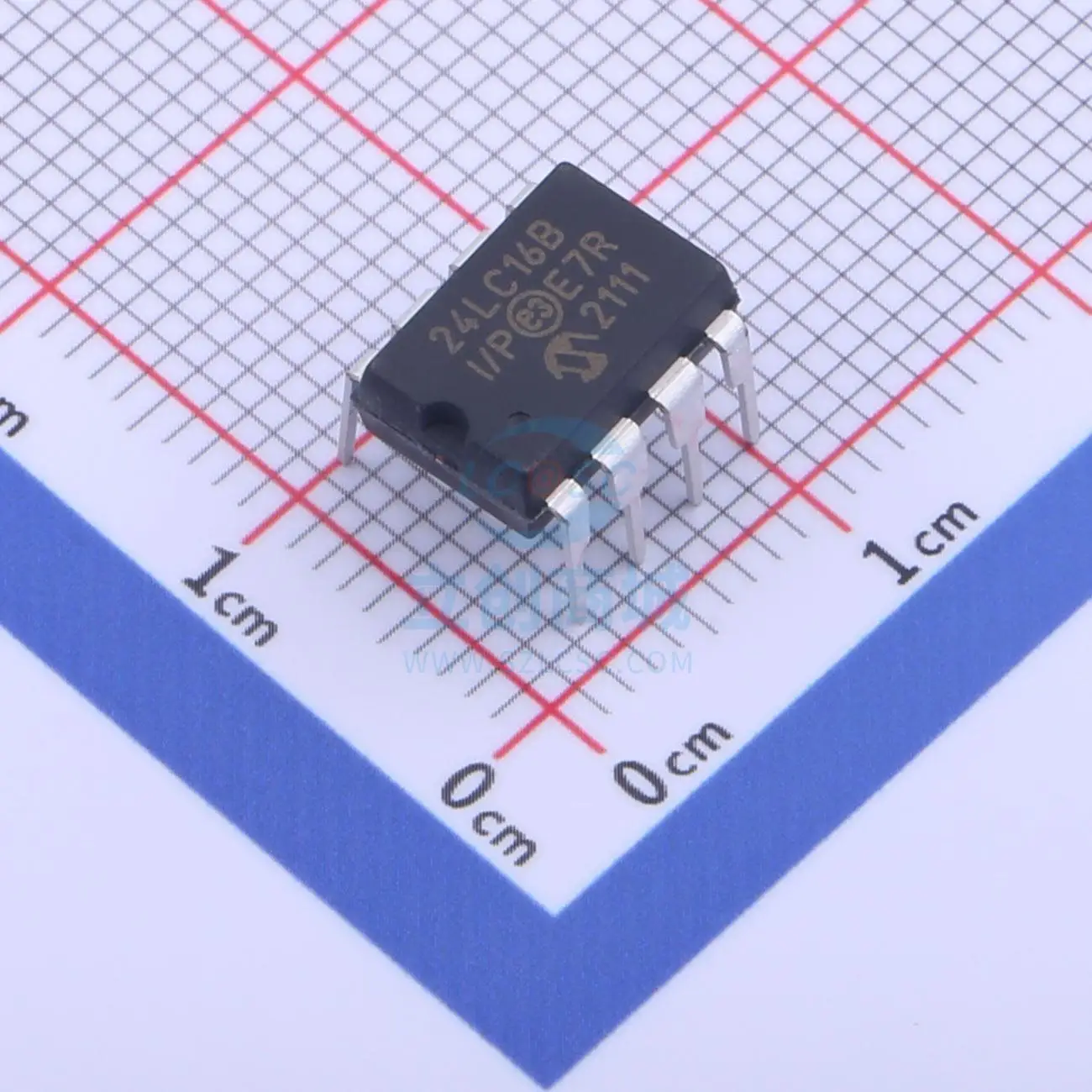 

Оригинальный оригинальный чип IC xфт 24LC16B I/P 24LC16B-I/P