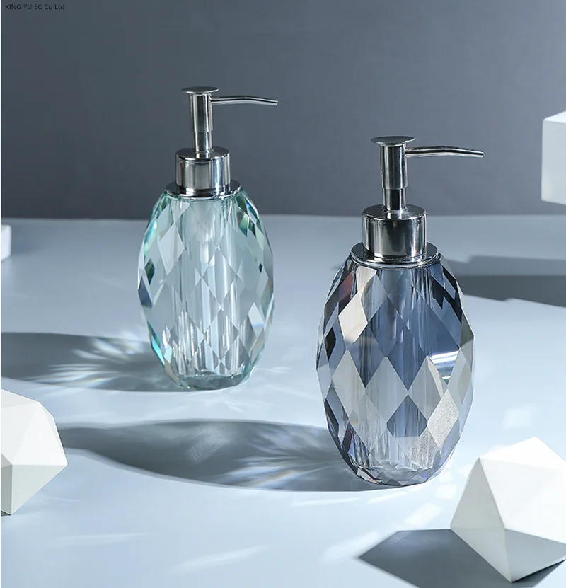 

Hand Soap Dispenser Bottle Crystal Glass Geometric Craft Bathroom Decoration Accessories Shampoo Bottle Portable Soap Dispenser