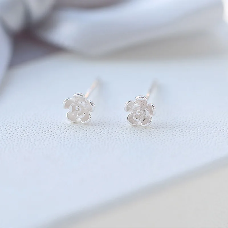 New S925 Sterling Silver Heart Simple Fashion Zircon Flower Stud Earrings Women Exquisite Student Girlfriend Fine Jewelry